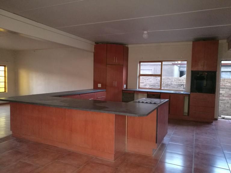 To Let 3 Bedroom Property for Rent in Ehrlich Park Free State